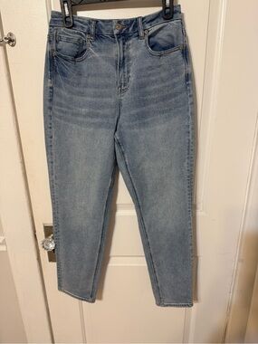 American Eagle Stretch Mom Jeans